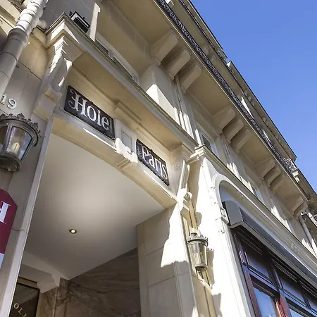 Hotel Paris Rivoli-3