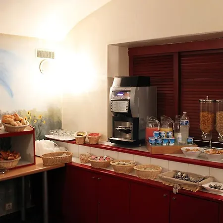 New Hotel Saint Lazare-3