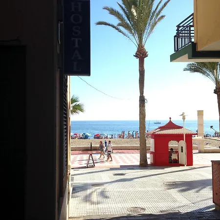 Hostal Delfin Verde-2
