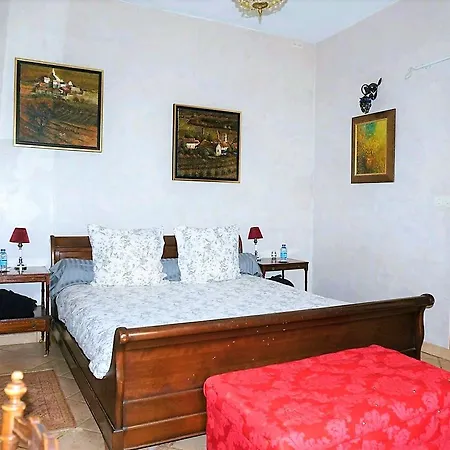La Maison Rouge-3
