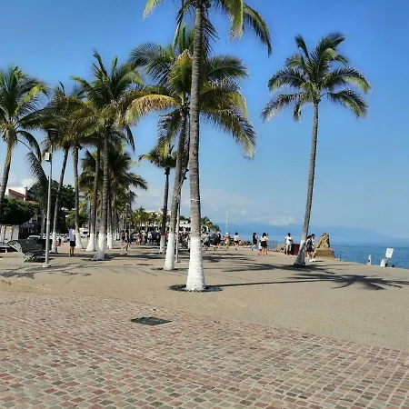 Hostal Ten to Ten Puerto Vallarta-2