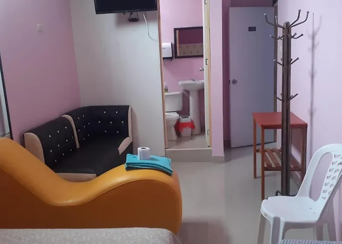 Hospedaje Las Palmeras Piura