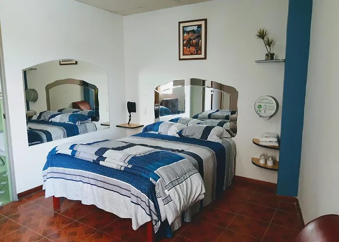 Hospedaje Las Tres Regiones Lima