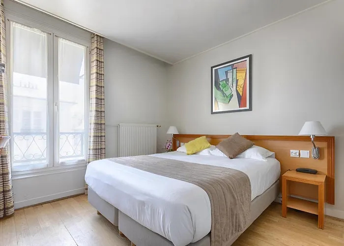 Hotel Le Beaugency París