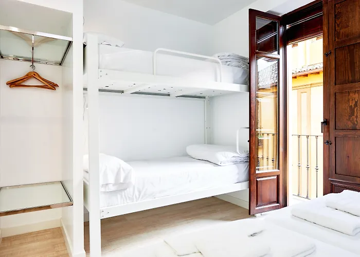 Monjas del Carmen Hostal Granada