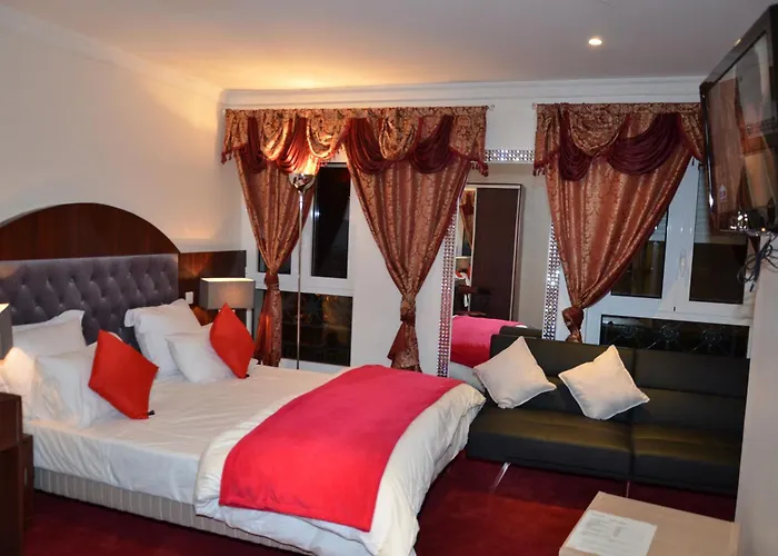 Hotel Regina Montmartre París