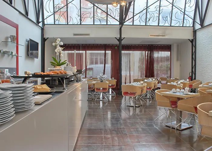 Hotel Pavillon Nation París