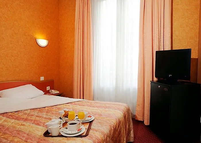 Auriane Porte De Versailles París