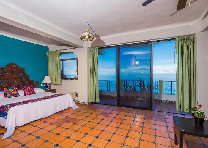 Mar Sereno Hotel & Suites Puerto Vallarta