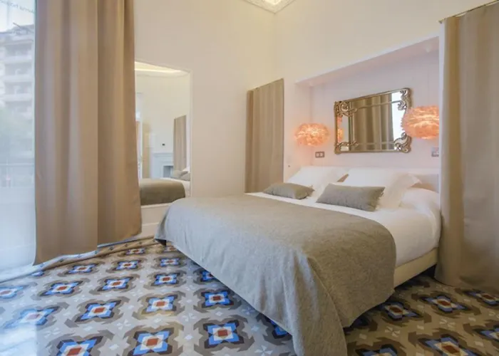 Anakena House Bed & Breakfast Barcelona