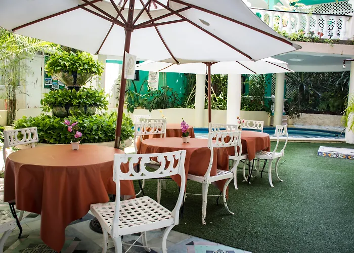 Maya Del Mar On Fifth Avenue Playa del Carmen