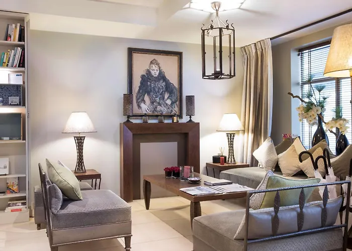 Hôtel Paris Louvre Opéra