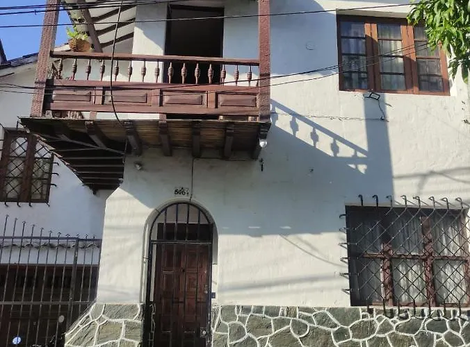 Hostal prado colonial Medellín