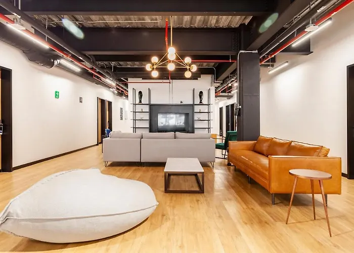 Albergue Mariano Escobedo 48 México DF