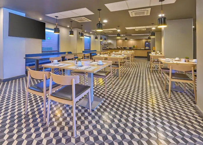 City Express Plus Periferico Sur Tlalpan México DF