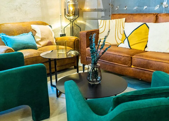 Black Swan Hostel Granada