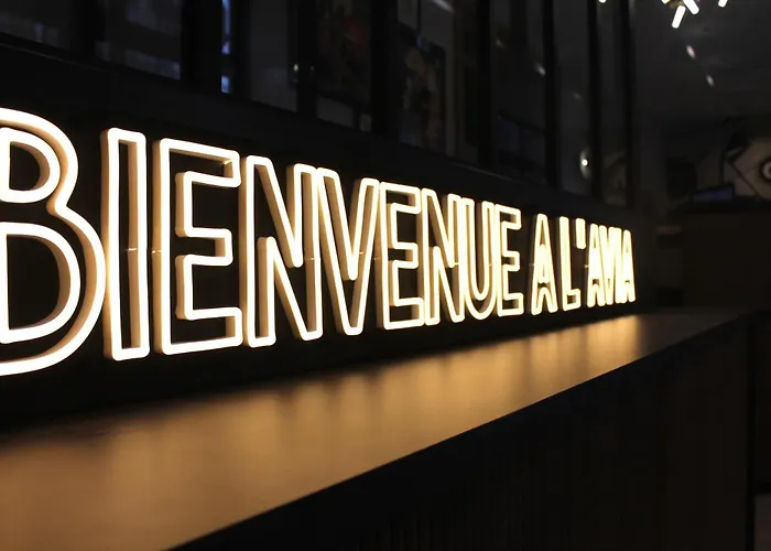 Avia Hotel Saphir Montparnasse París