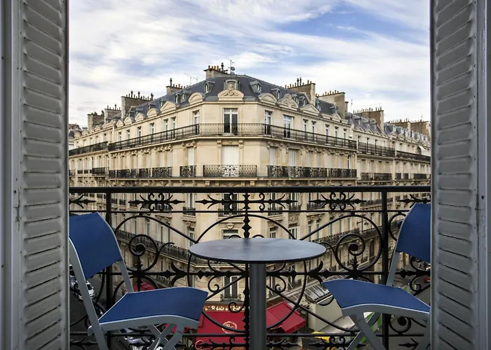 Vestay George V París