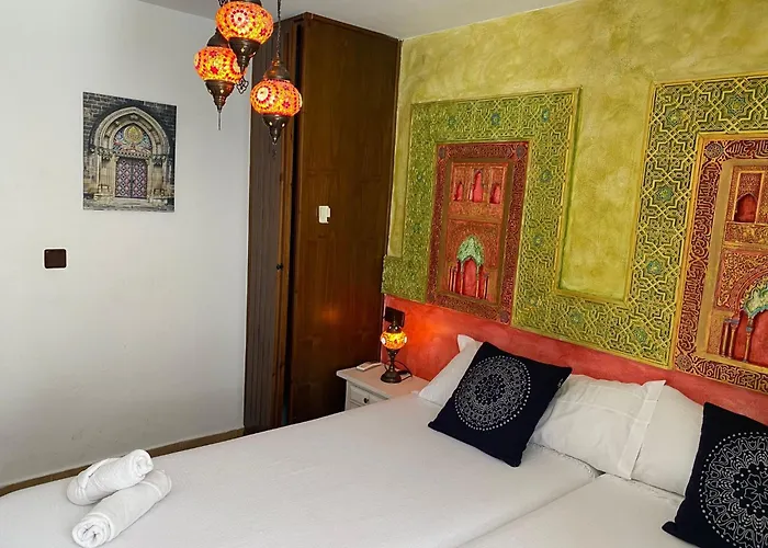Hotel Patrimonio Arabe Vista A La Alhambra Granada