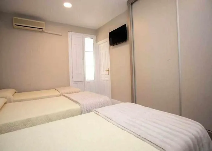 Hostal Viena Plaza Nueva Granada