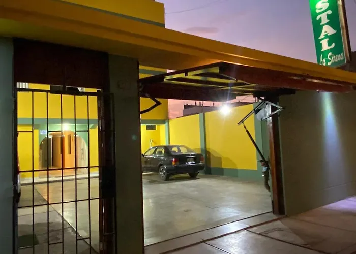Hostal Sirena Ica