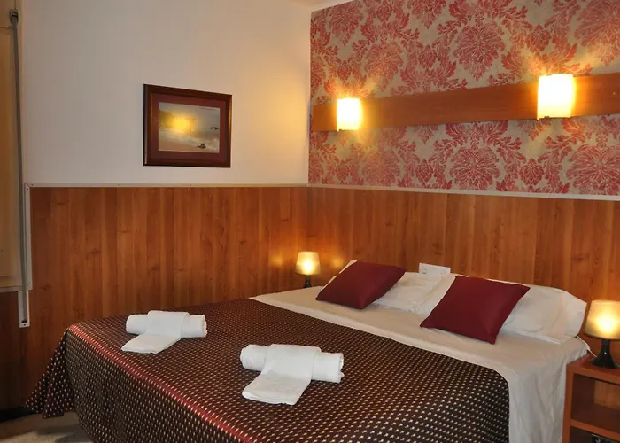 Hostal - Pension El Amigo Lloret de Mar