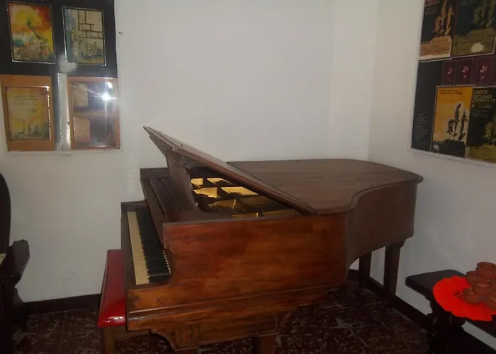 Habita Estudios Laureles Medellín