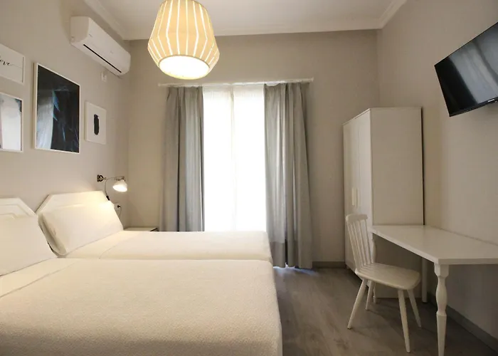 Las Atarazanas - Design Hostal Sevilla