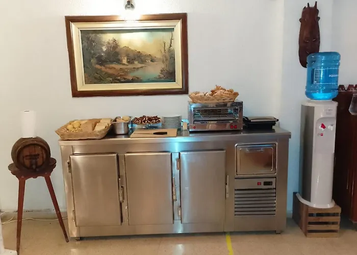 Hostal Caste Lloret de Mar