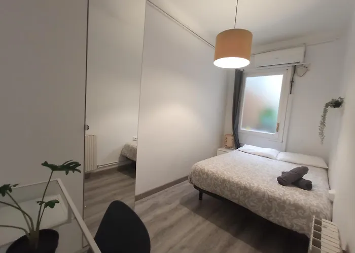 Private Rooms On Tamarit Street Barcelona