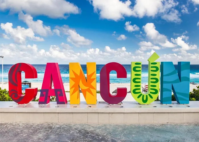 Royal Lagoon Room Cancún