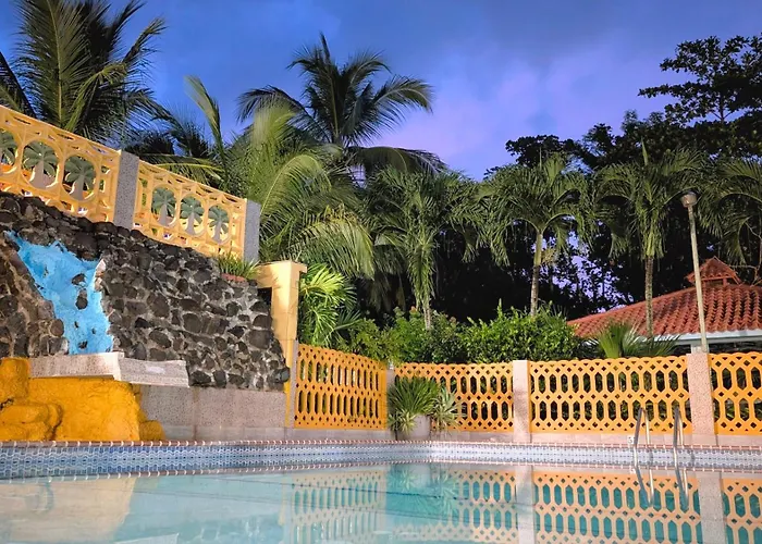 Yukayeke Playa Resort Añasco