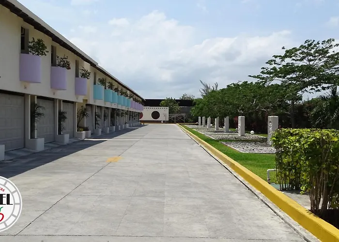 Motel Las Cerezas Cancún