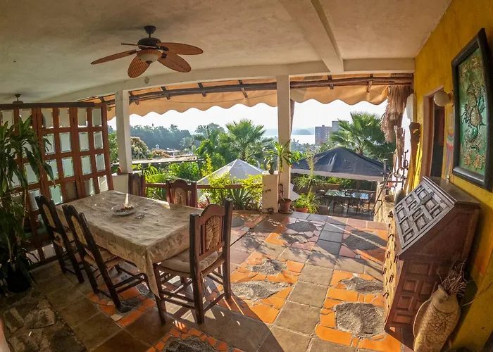 Bed and Breakfast Casa Artista Manzanillo