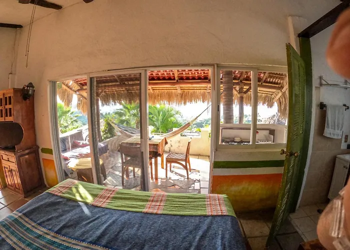 Bed and Breakfast Casa Artista Manzanillo