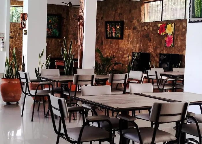 Hotel Cacique Guaicani Melgar