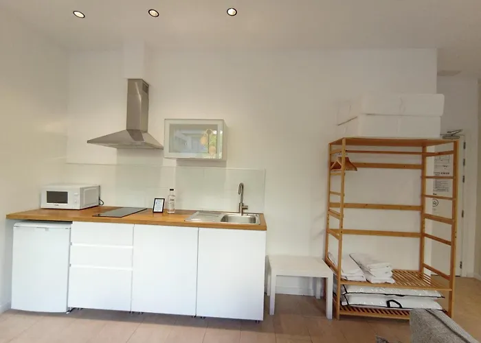 Blanq Marina Suites Valencia