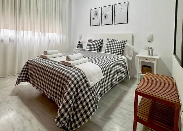 Apartamento Acogedor - Piscina - Parking Sevilla