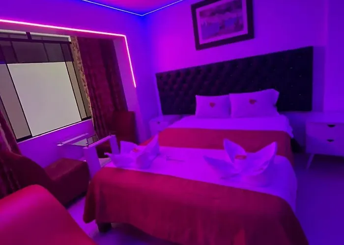 Hostal Amazonas Lima