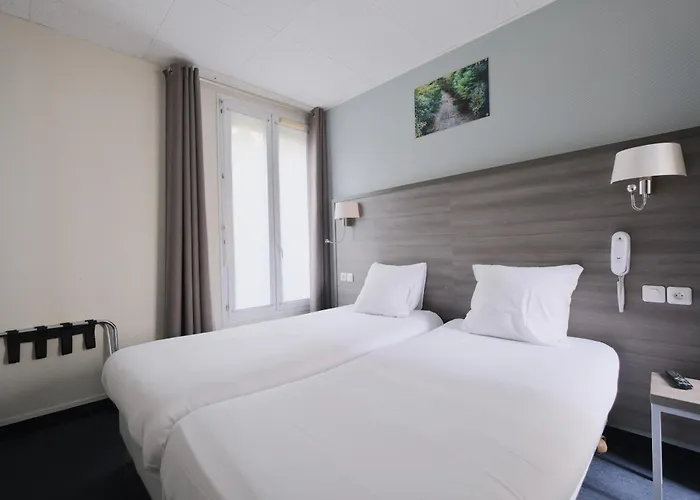 Hotel Lilas Gambetta París