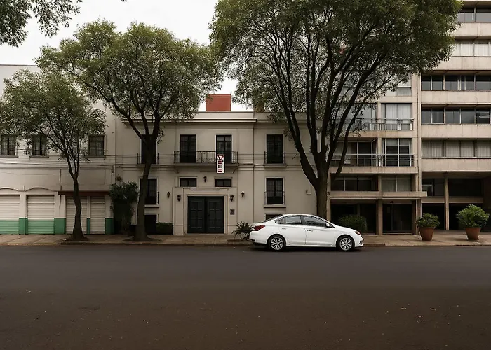 Albergue Casa Danubio Reforma by VH México DF