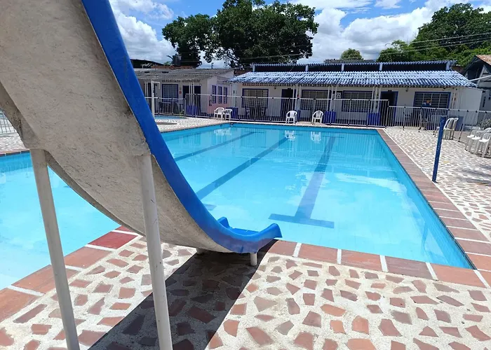 Hotel Villa Palmera Campestre Melgar