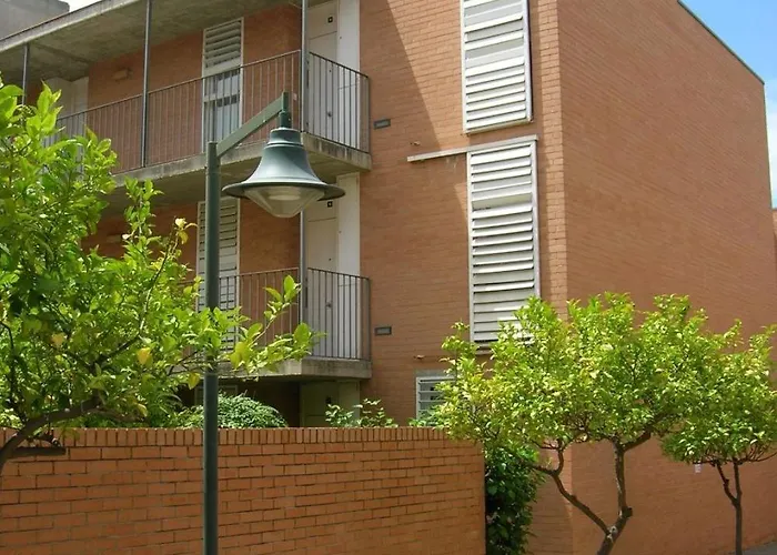 Students Only- Residencia Universitaria Alberto Jimenez Málaga