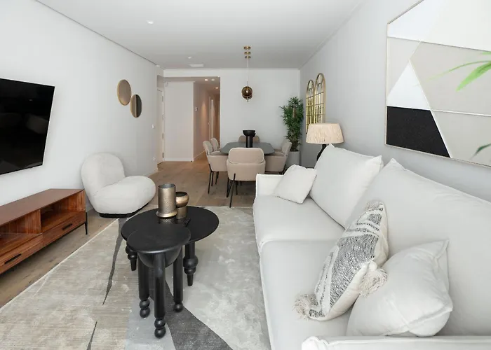 Monumental Mercado by Manlia Alicante