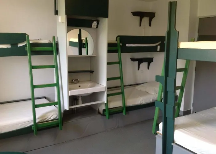 Auberge De Jeunesse Hi Paris Le D'Artagnan