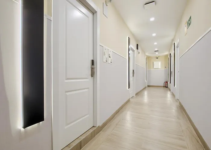 Hotel Dobo Madrid Cv93