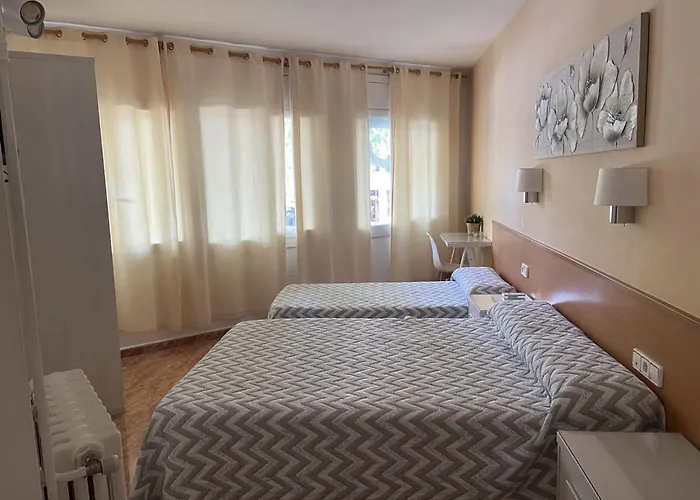 Hoteles BaratosHostal Rio De Castro