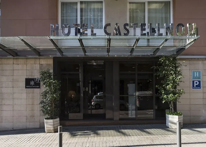 Hotel Catalonia Castellnou
