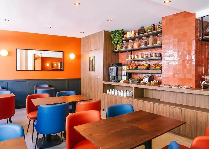 Timhotel Le Louvre París