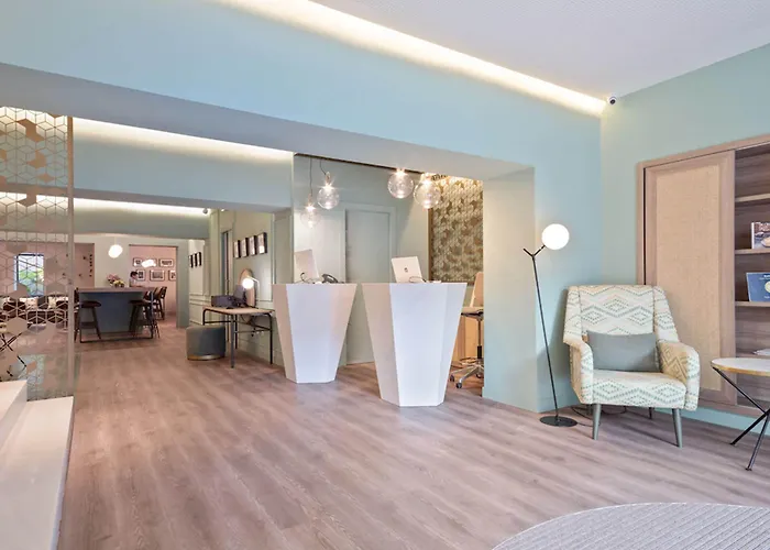 Hoteles BaratosVia Augusta